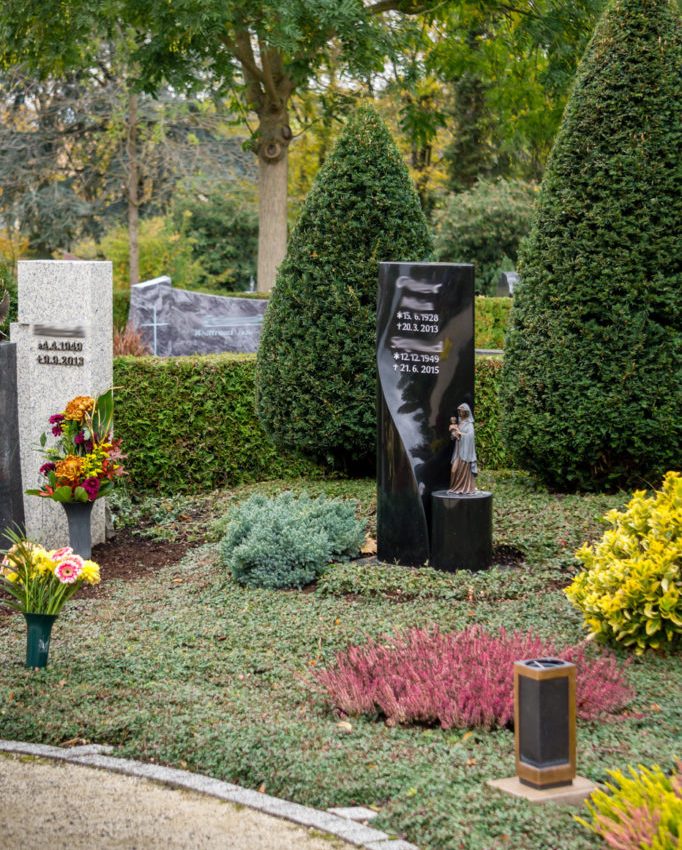 Glueck-zensiert-7-682x1024